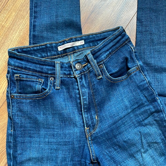 Levi’s High rise skinny jeans - Picture 1 of 3